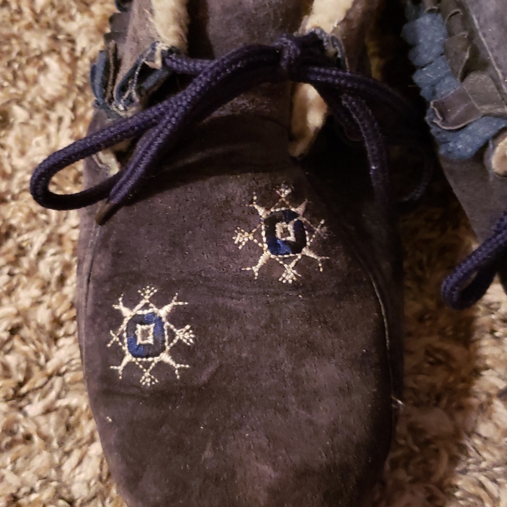 Toasty slippers - Picture 2 of 6